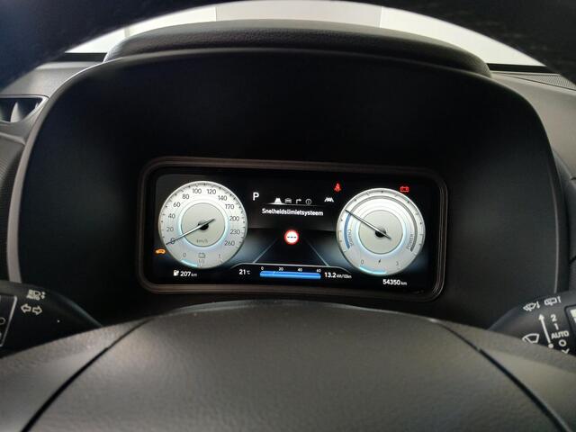 Hyundai Kona EV Fashion 64 kWh | Trekhaak | Camera | Stoelverwarming | Navigatie |