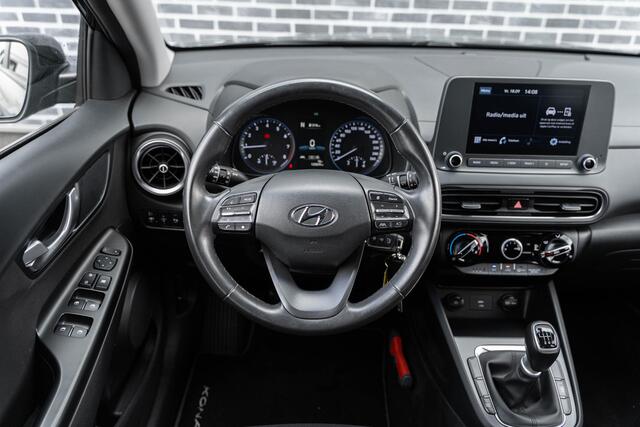 Hyundai Kona 1.0 T-GDI 120 Comfort | Achteruitrijcamera | Parkeersensoren | Airco | Cruise Control | Apple Carplay | Android Auto | DAB | Lichtmetalen Velgen 16 inch – foto 2