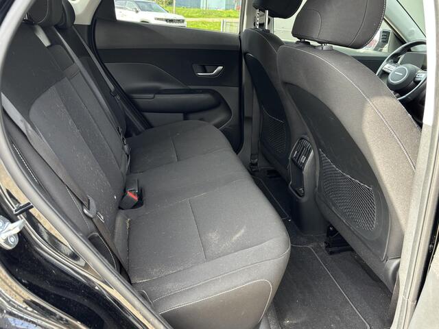 Hyundai Kona Electric Comfort Smart Limited 65.4 kWh | Stoelverwarming | Parkeercamera | Apple-Android