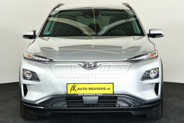 Hyundai Kona EV Style 64 kWh SOH 100% / LED / Navi / CarPlay / Cam / ACC