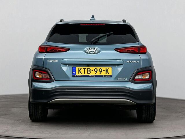Hyundai Kona EV Premium Sky 64 kWh | SOH 94,5 | Leder | Stoel verwarming & ventilatie | PDC voor en achter | Apple Carplay | Android Auto