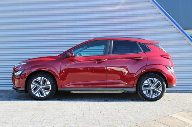 Hyundai Kona EV Fashion 64 kWh | Stoel -/ Stuurverw. | Full Led | Camera