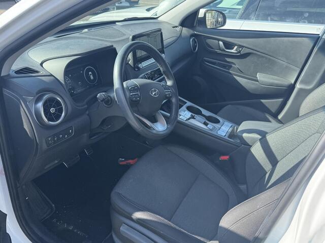 Hyundai Kona EV COMFORT 64 kWh (99% SOH) I AUTOMAAT I TREKHAAK I APPLE CARPLAY I P-CAMERA – foto 6