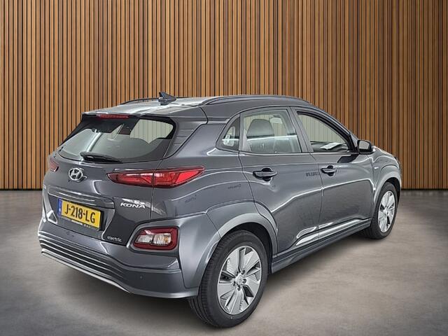Hyundai Kona EV Comfort 64 kWh 3-Fase 1e-Eig. & Dealer-Onderh. BOVAG-Garantie. NL-Auto.