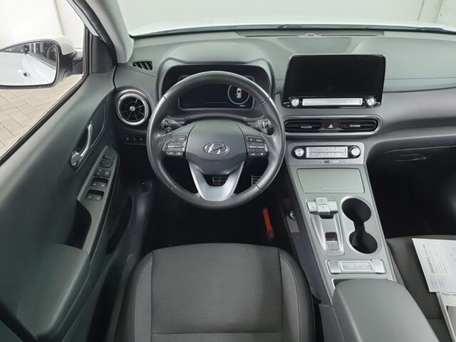 Hyundai Kona EV Comfort 64 kWh 3-Fase 1e-Eig. & Dealer-Onderh. BOVAG-Garantie. NL-Auto. – foto 3