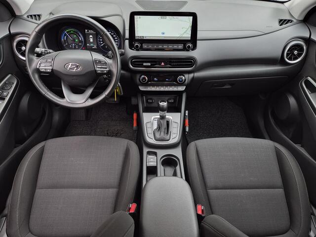 Hyundai Kona 1.6 GDI HEV Comfort Smart / Dealer onderhouden / Trekhaak Vast / Navigatie / Trekgewicht 1.300 kg / Apple Carplay Android Auto / Krell Audio Systeem / Adaptief cruise control / Achteruitrijcamera / – foto 2