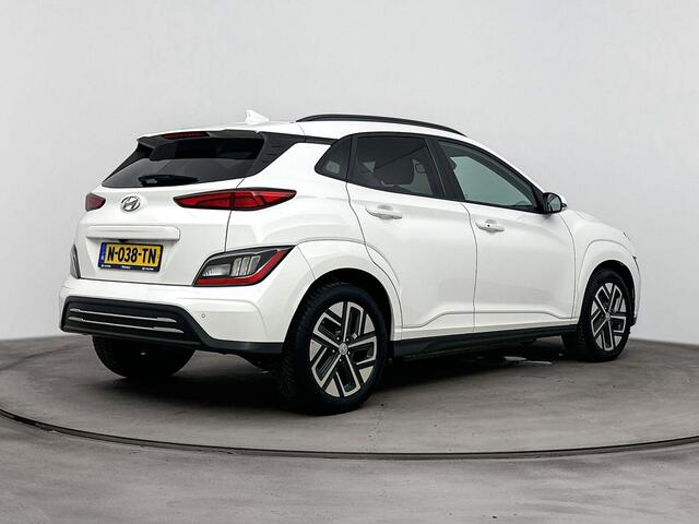 Hyundai Kona EV Fashion 64 kWh Parkeersensoren achter | SOH 96,8% | Automaat | L.M. Velgen | – foto 2