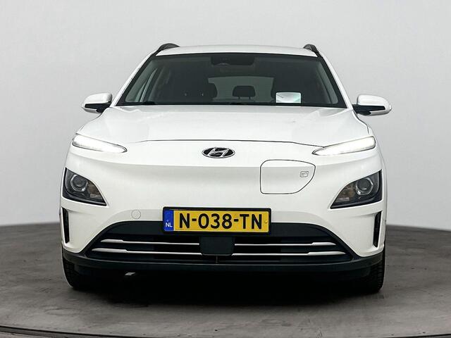 Hyundai Kona EV Fashion 64 kWh Parkeersensoren achter | SOH 96,8% | Automaat | L.M. Velgen | – foto 5