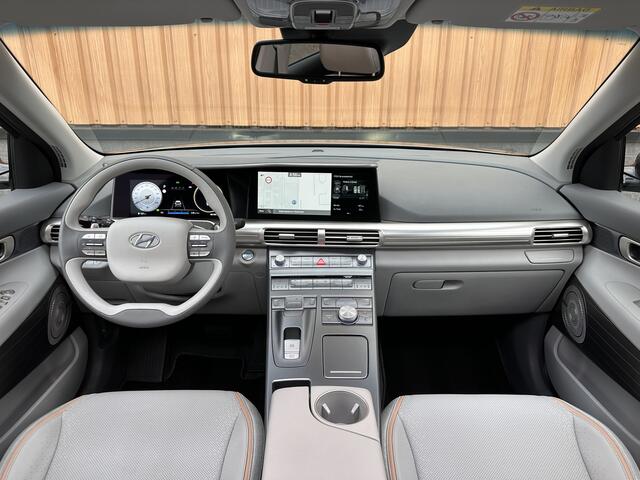 Hyundai NEXO FCEV Plus Pack | Matt Grijs | Panoramadak | 360° Camera | Stoelventilatie | Stuurwiel Verwarming | Krell Audio | Achterbank Verwarming | Dodehoek Sensor | Lane Assist | DAB |