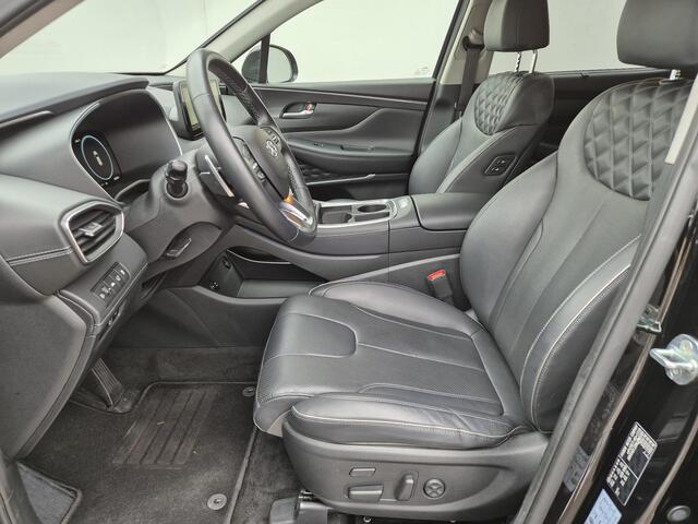 Hyundai SANTA FE 1.6 T-GDI PHEV Plug-in Premium Automaat / HUD / Stuur- en Stoelverwarming / Elektrische achterklep / Trekgewicht 1350 kg / Stoelventilatie / Rondomzicht camera /