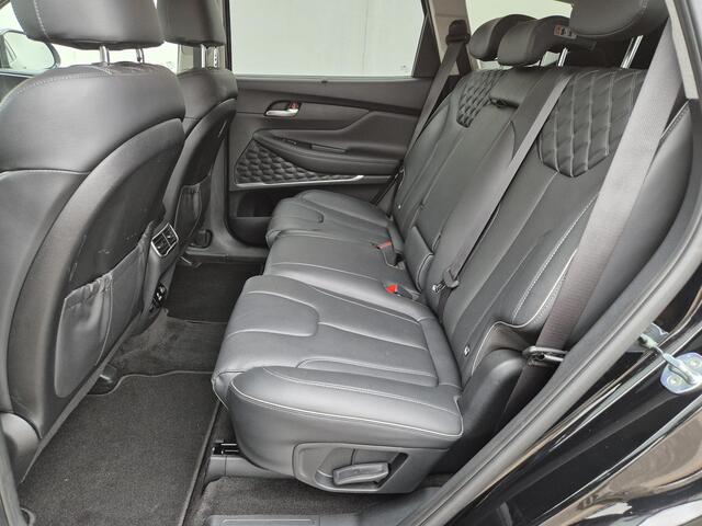 Hyundai SANTA FE 1.6 T-GDI PHEV Plug-in Premium Automaat / HUD / Stuur- en Stoelverwarming / Elektrische achterklep / Trekgewicht 1350 kg / Stoelventilatie / Rondomzicht camera /