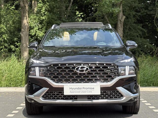 Hyundai SANTA FE 1.6 T-GDI PHEV 265PK Premium Sky 7p. | Lederen bekleding | Schuifkanteldak | Stoelverwarming voor & achter | Vierwielaandrijving | 7-persoons |