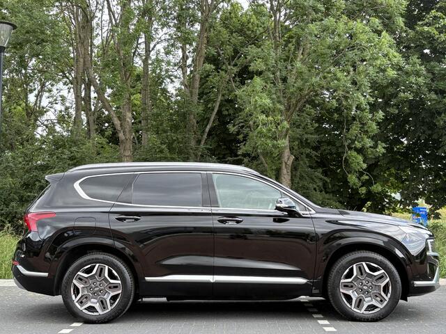 Hyundai SANTA FE 1.6 T-GDI PHEV 265PK Premium Sky 7p. | Lederen bekleding | Schuifkanteldak | Stoelverwarming voor & achter | Vierwielaandrijving | 7-persoons |