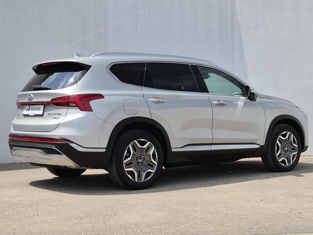 Hyundai SANTA FE 1.6 T-GDI PHEV Premium Sky 7p. / 7 Persoons / HUD / Glazen schuif- en kanteldak / Stuur- en Stoelverwarming / Adaptief CC / Rondomzicht camera / Elektrische achterklep / Trekgewicht 1350 kg /