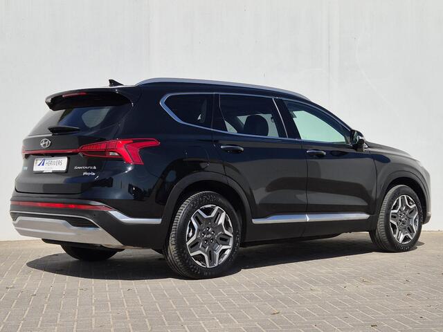 Hyundai SANTA FE 1.6 T-GDI PHEV Plug-in Premium Sky 7p. Automaat / HUD / Glazen schuif- en kanteldak / Rondomzicht camera / Stuur-, Stoel en achterbankverwarming / Elektrische achterklep / Trekgewicht 1350 kg / Stoelventilatie /