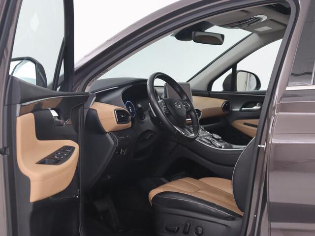 Hyundai SANTA FE 1.6 T-GDI PHEV Comfort Smart Sky | Panoramadak | Leder | Trekhaak | Adaptive cruise | Camera | Krell Audio | Carplay | Navigatie | Plug In