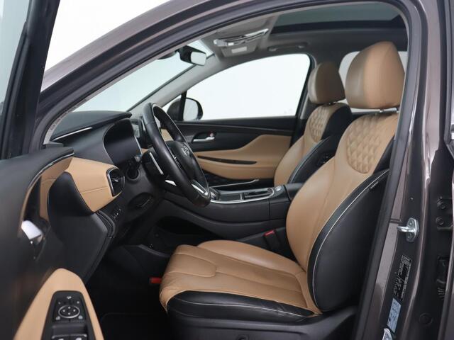 Hyundai SANTA FE 1.6 T-GDI PHEV Comfort Smart Sky | Panoramadak | Leder | Trekhaak | Adaptive cruise | Camera | Krell Audio | Carplay | Navigatie | Plug In