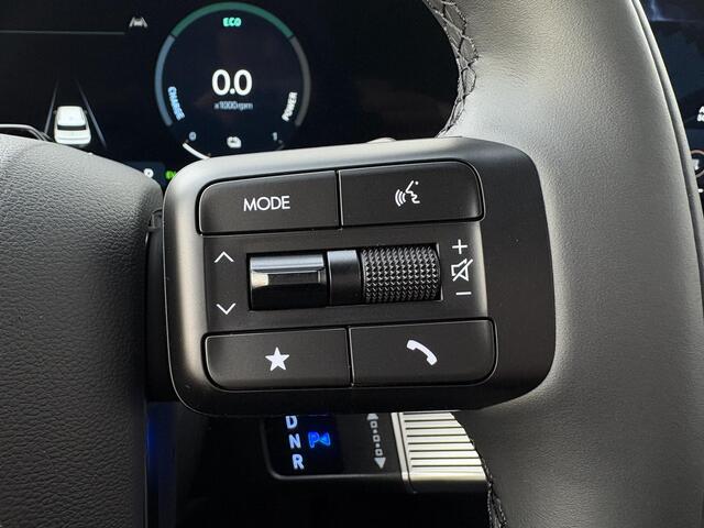 Hyundai SANTA FE 1.6 T-GDI PHEV Black Line 4WD 7p. / Apple Carplay/Android Auto / Stoel verkoeling/verwarming / Lederen bekleding / Airco /