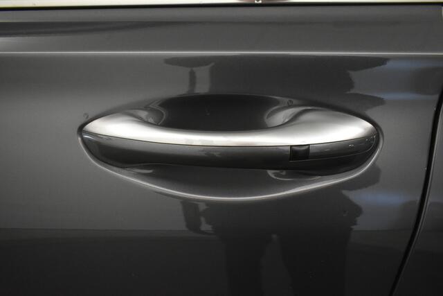 Hyundai SANTA FE 1.6 T-GDI PHEV Premium Sky 7p. Pano Cam El-Stoelen + Aklep Dhoek