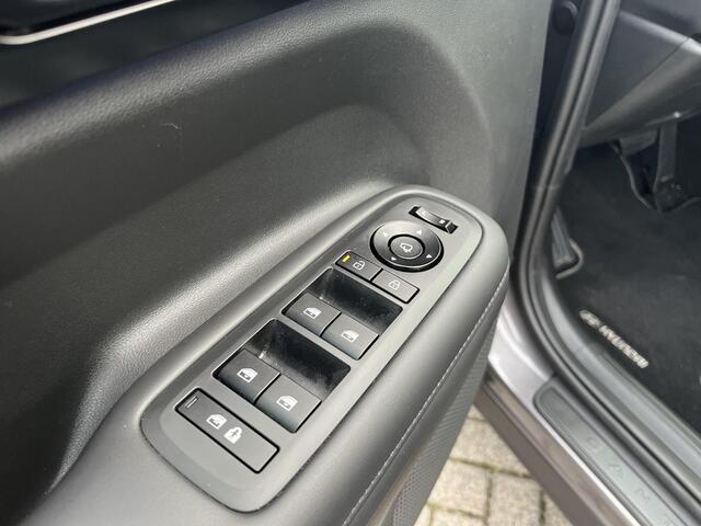 Hyundai SANTA FE 1.6 T-GDI PHEV Black Line 4WD 7p.