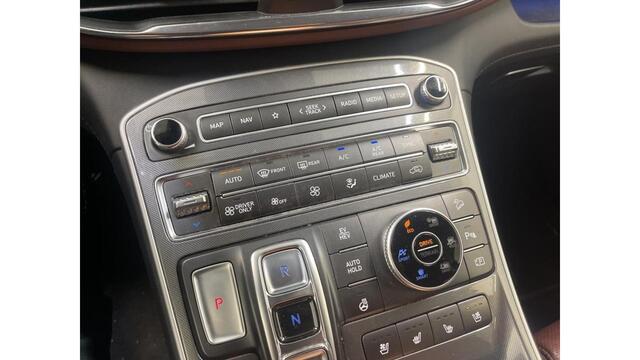 Hyundai SANTA FE 1.6 T-GDI PHEV Premium 7p. | Full Options | Lederen interieur.