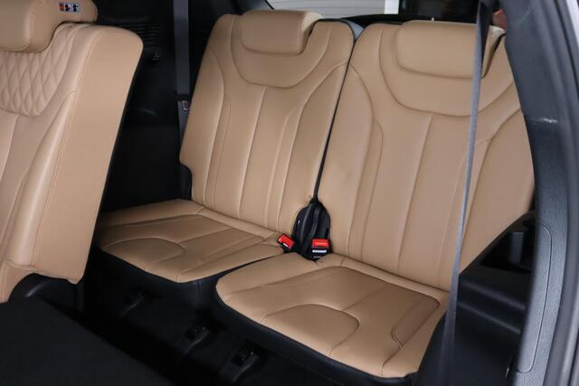 Hyundai SANTA FE 1.6 T-GDI HEV Premium Plus Sky 7-Persoons, Panoramadak, Volleder, 360Camera, Memory,