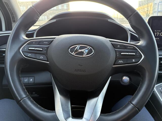Hyundai SANTA FE 1.6 T-GDI PHEV Premium Sky 7p. | Afneembare trekhaak | Panoramadak | Stoelverwarming | Adaptive cruise control | Camera | KRELL