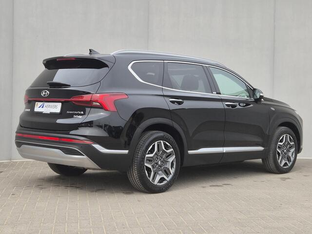 Hyundai SANTA FE 1.6 T-GDI HEV 4WD Premium Sky / Dealer onderhouden / Glazen schuif- en kanteldak / Head Up Display / Trekgewicht 1650 kg / Stuur- Stoel & Achterbank verwarming / Elektrische achterklep / Rondomzicht camera / Stoelventilatie / Adaptief cruise control /