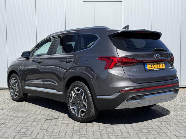 Hyundai SANTA FE 1.6 T-GDI PHEV Plug-in Premium Automaat / AWD / Fabrieksgarantie tot 1/7/2027 / Dealer onderhouden / EAER 58km / Apple Carplay Android Auto / Adaptief CC / Achteruitrijcamera / Stuur- Stoel en Achterbankverwarming / Elektrische achterklep / Trekgewicht 1