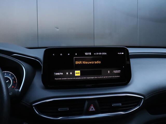 Hyundai SANTA FE 1.6 T-GDI PHEV Premium Plus Sky 7p. | LEDER | MEMORY | HEAD-UP | PANO-DAK | TREKHAAK | KRELL AUDIO | STOELVERK. | 360° CAMERA | STOEL/STUURVERW. | ADAPT. CRUISE |