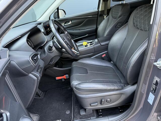 Hyundai SANTA FE 1.6 T-GDI HEV Comfort Smart / Dealer Onderhouden / Trekhaak / 1650 KG Trekgewicht / Stoel Verwarming / Elektrische Stoelen / Achteruitrij Camera / Apple Carplay & Android Auto /