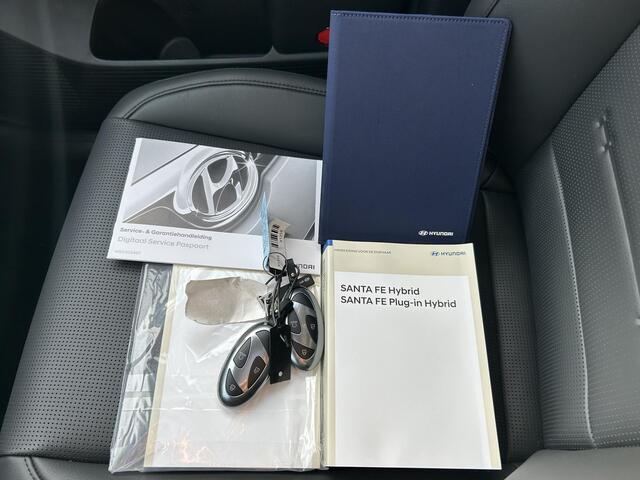 Hyundai SANTA FE 1.6 T-GDI PHEV Premium 4WD 7p / ¤5000,- Inruilvoordeel / Rijklaarprijs / Direct Leverbaar /