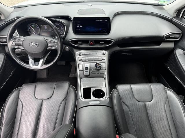 Hyundai SANTA FE 1.6 T-GDI PHEV Premium 5p / Afneembare Trekhaak 1.350 kg / Stoelverwarming / Stuurwielverwarming / Apple Carplay / Adaptieve Cruise Control / KRELL Geluidsinstallatie