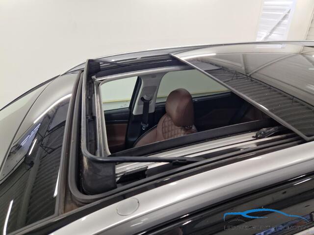 Hyundai SANTA FE 1.6 T-GDI PHEV Premium Sky, 4WD, pano, leer, elektr. klep, verw. stoelen/bank, Apple, full option, NL dealerauto