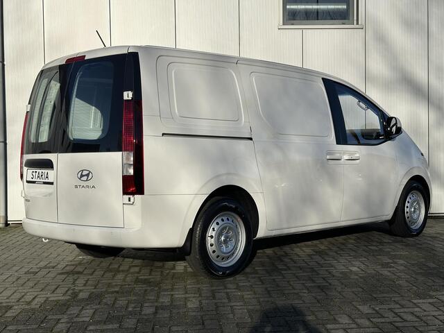 Hyundai Staria 1.6 T-GDI HEV 30% actiekorting / 225PK Hybride / Navigatie / Achteruitrijcamera / Uit voorraad leverbaar / Full Operational Lease vanaf ¤ 599.- Per maand /