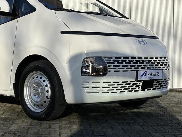 Hyundai Staria 1.6 T-GDI HEV 30% actiekorting / 225PK Hybride / Navigatie / Achteruitrijcamera / Uit voorraad leverbaar / Full Operational Lease vanaf ¤ 599.- Per maand /