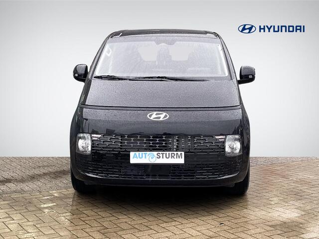 Hyundai Staria 1.6 T-GDI HEV