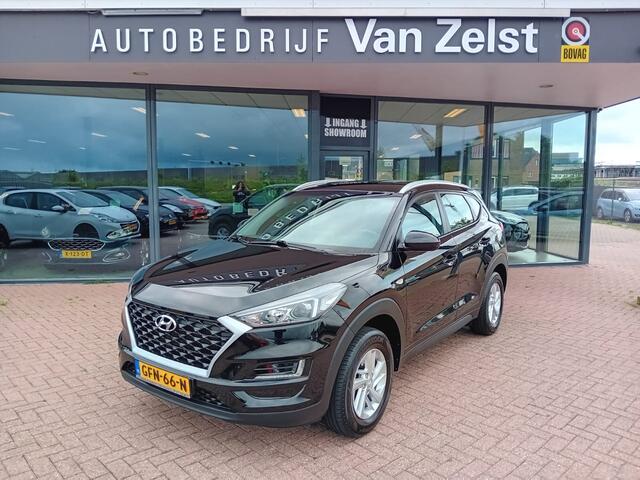 Hyundai TUCSON 1.6 GDi , Airco, Carplay/ Android auto, Navigatie, Bluetooth verbinding, Cruise control, Stoelverwarming, Dimlicht automatisch, Led dag rij verlichting, Elektrische ramen en spiegels, Camera, Zeer nette auto, BOVAG