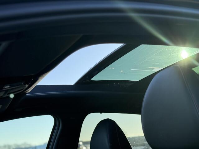 Hyundai TUCSON 1.6 T-GDI 265 PK PHEV Premium 4WD | Schuifkanteldak 'Pano' | Alcantara | Blind spot camera | N-Line Pack | Vierwielaandrijving |
