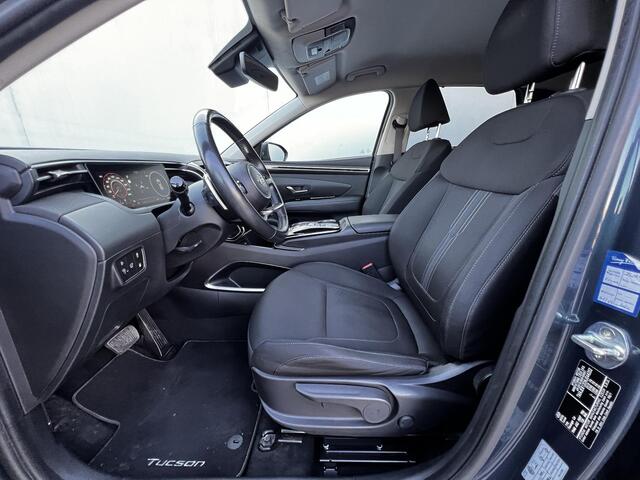 Hyundai TUCSON 1.6 T-GDI PHEV Comfort Smart 4WD Automaat / Dealer onderhouden / EAER bereik 62 km / Stuur- en stoelverwarming / Navi / Camera / Apple Carplay Android /