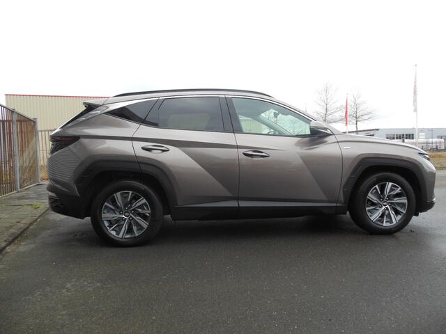Hyundai TUCSON 1.6 T-GDI MHEV Comfort Smart Staat in Hoogeveen