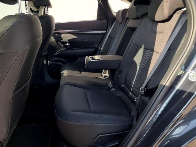 Hyundai TUCSON 1.6 T-GDI PHEV Comfort 4WD Automaat / 1350KG Trekgewicht / Navigatie / Achteruitrijcamera / Dodehoekdetectie /