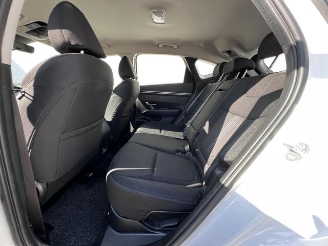 Hyundai TUCSON 1.6 T-GDI HEV Comfort Automaat / Trekgewicht 1.650 kg / Navigatie / Adaptieve CC / Dode hoek detectie / Camera / Apple Carplay Android /
