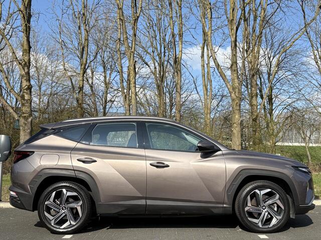 Hyundai TUCSON 1.6 T-GDI 265PK PHEV Comfort 4WD | 19''Lmv & Allseason banden | Cruisecontrol | Geïntegreerde navigatiesysteem | Pdc & Camera | 1350 kg Trekvermogen |