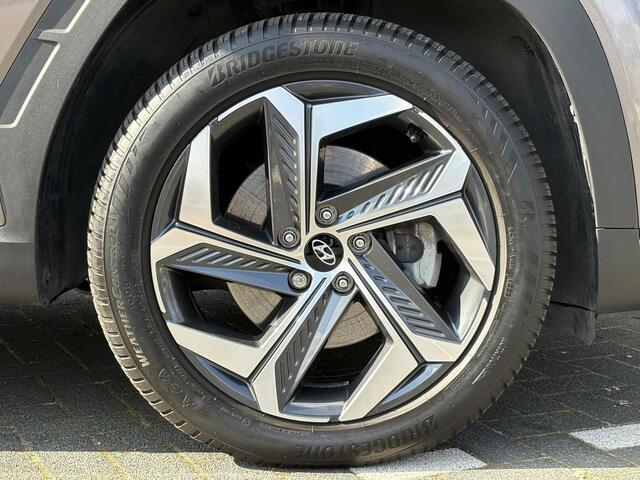 Hyundai TUCSON 1.6 T-GDI 265PK PHEV Comfort 4WD | 19''Lmv & Allseason banden | Cruisecontrol | Geïntegreerde navigatiesysteem | Pdc & Camera | 1350 kg Trekvermogen |