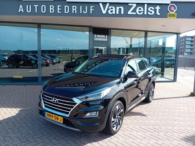 Hyundai TUCSON 1.6 T-GDI Premium Automaat, Airco(automatisch), Carplay/Android auto, Navigatie, Bluetooth, Cruise control, Pano/Schuif kantel dak, Stoelverwarming, Stuurwiel verwarmd, Parkeersensoren, Camera, Regensensor, Dimlicht automatisch, Elektrische ramen en spieg