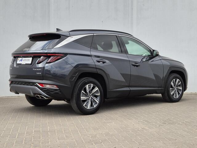Hyundai TUCSON 1.6 T-GDI HEV 230Pk Comfort Automaat / Trekgewicht 1650 Kg / Achteruitrijcamera / Stoelverwarming / Keyless Entry/Start / Cruise control / Lichtmetalen wielen 17" /