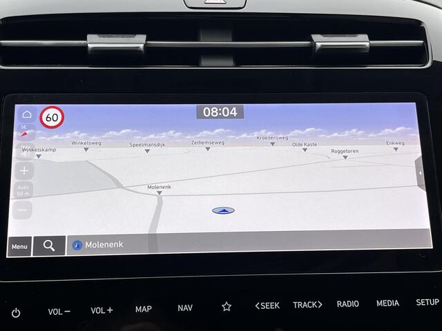 Hyundai TUCSON 1.6 T-GDI PHEV Premium Sky 4WD Automaat / Trekgewicht 1.350 kg / Elektrisch Glazen schuif- en kanteldak / Elektrische achterklep / Camera 360° / Apple Carplay & Android Auto / Stuur- en stoelverwarming voor en achter / Stoelverkoeling / Krell Soundsystem 