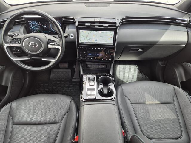 Hyundai TUCSON 1.6 T-GDI PHEV Plug-in Premium Sky 4WD Automaat / Trekgewicht 1350 Kg / Afneembare Trekhaak / Glazen schuif- en kanteldak / Apple Carplay Android Auto / Stuur- en Stoelverwarming / Rondom zicht camera / Stoelventilatie /