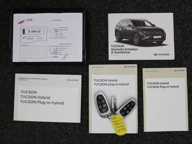 Hyundai TUCSON 1.6 T-GDI HEV Premium Sky AUTOMAAT / GROOT Glazenschuif-kanteldak / 19" LMV / Adaptieve Cruise Control / Historie aanwezig / 1650KG Trekgewicht / Navigatie / Full Option /